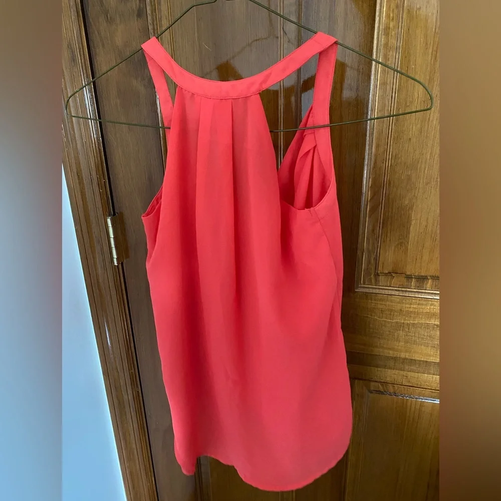 Peach flowy top - Picture 2 of 3
